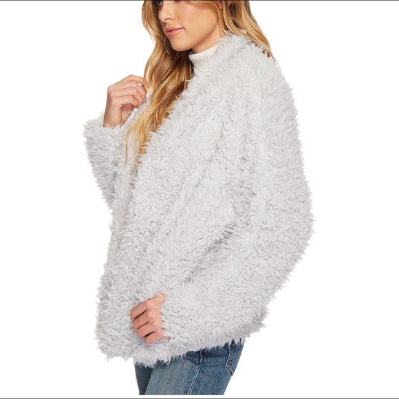 Romeo + Juliet Couture Faux Fur Jacket WHITE! - Picture 2 of 7
